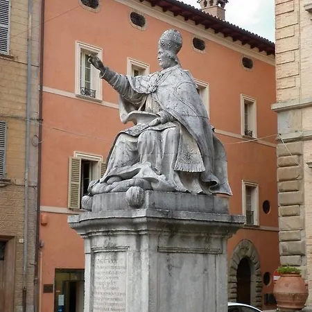 Piazza Del Papa Frühstückspension